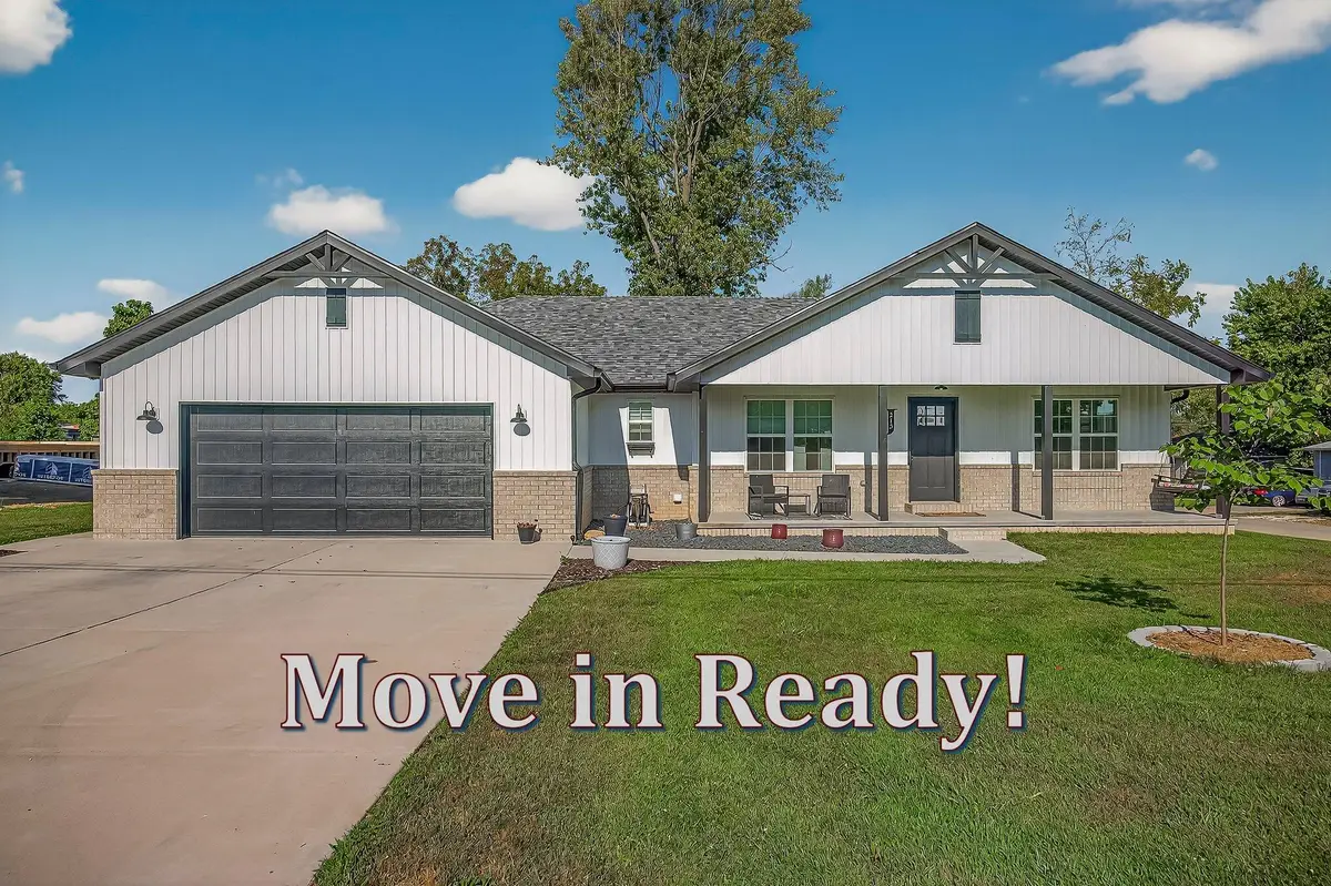 213 Roberson Street, Rogersville, MO 65742 - Image #1