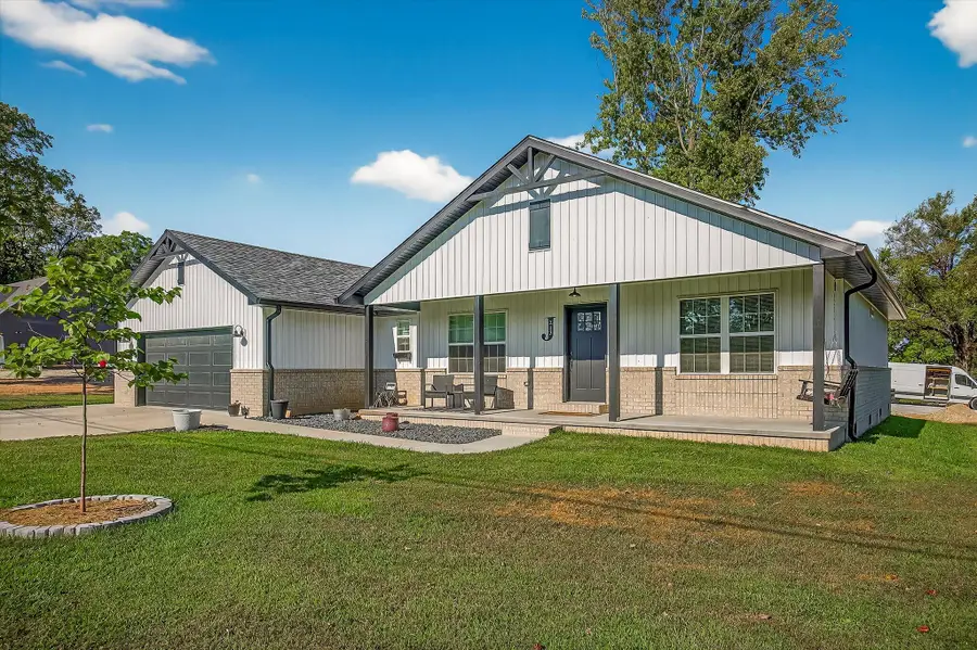 213 Roberson Street, Rogersville, MO 65742 - Image #2