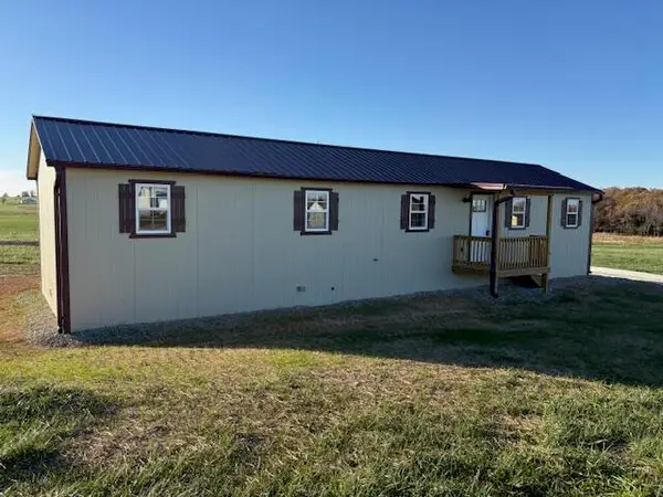 1967 Cattle Drive, Aurora, MO 65605