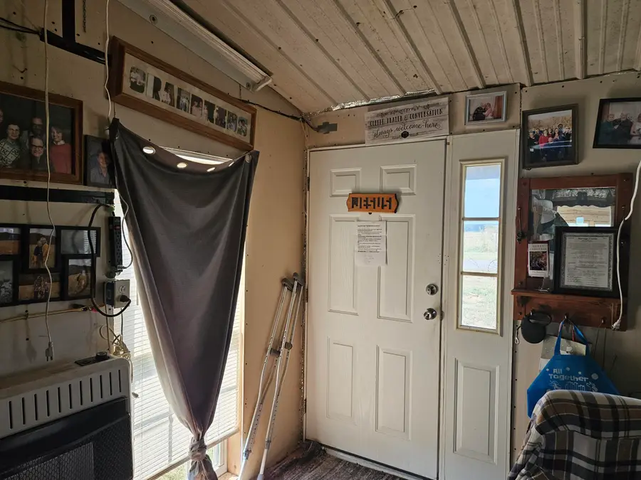 21759 Lawrence 2172, Aurora, MO 65605 - Image #3