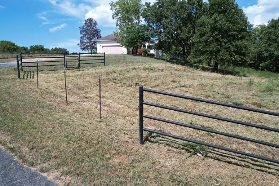 93 W Wind Way, Squires, MO 65755 - Image #3