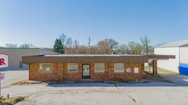 104 E Tilden Street, Humansville, MO 65674