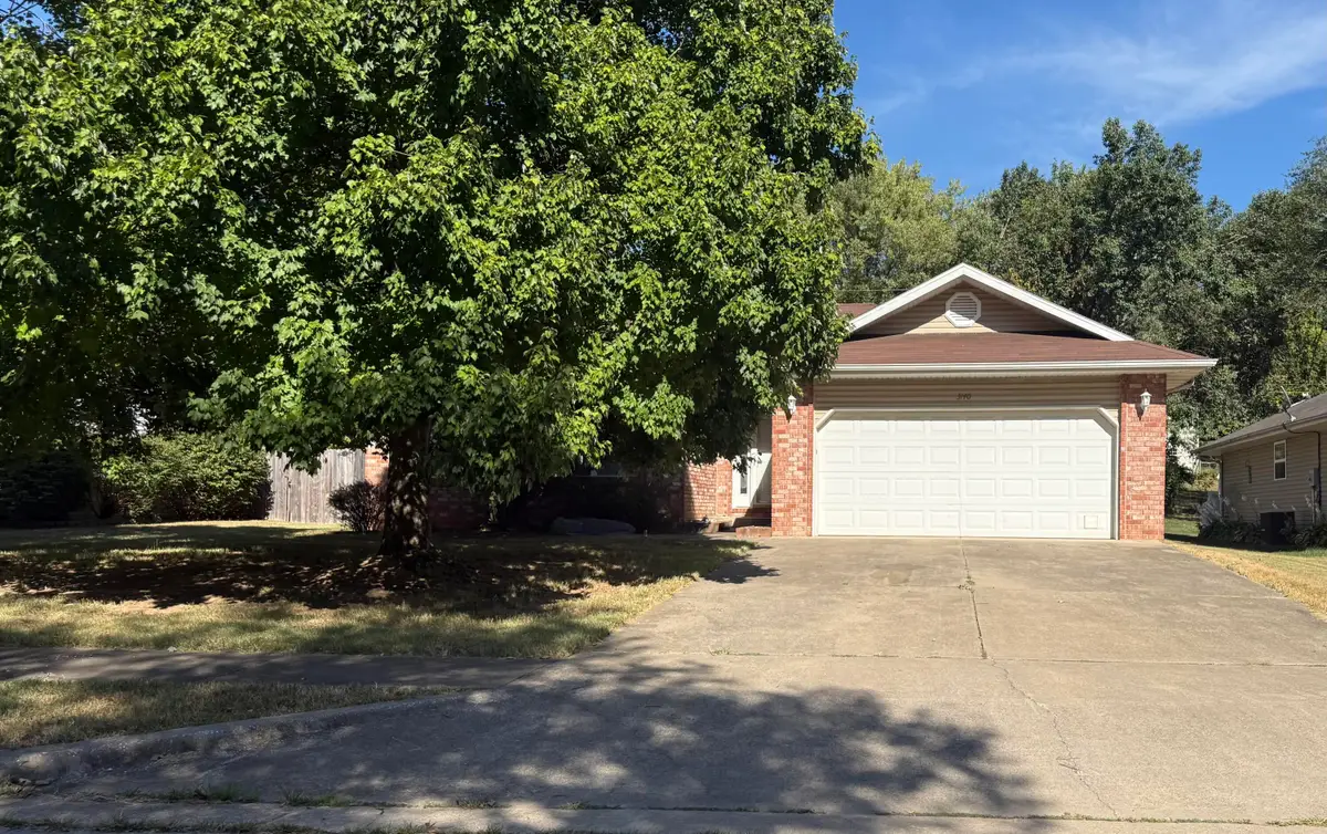 3140 S Lakeside Avenue, Springfield, MO 65804 - Image #1