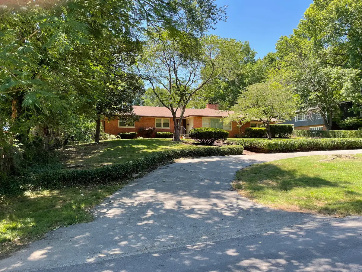 2533 S Sheridan Avenue, Springfield, MO 65804 - Image #1