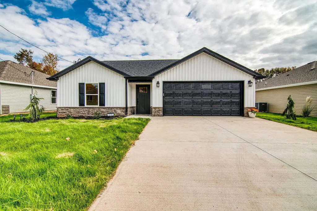 518 S Troy Avenue, Springfield, MO 65802 - Image #1