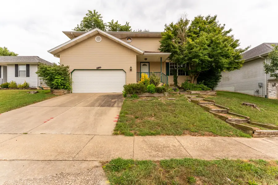 5562 S Burrows Avenue, Springfield, MO 65810 - Image #2