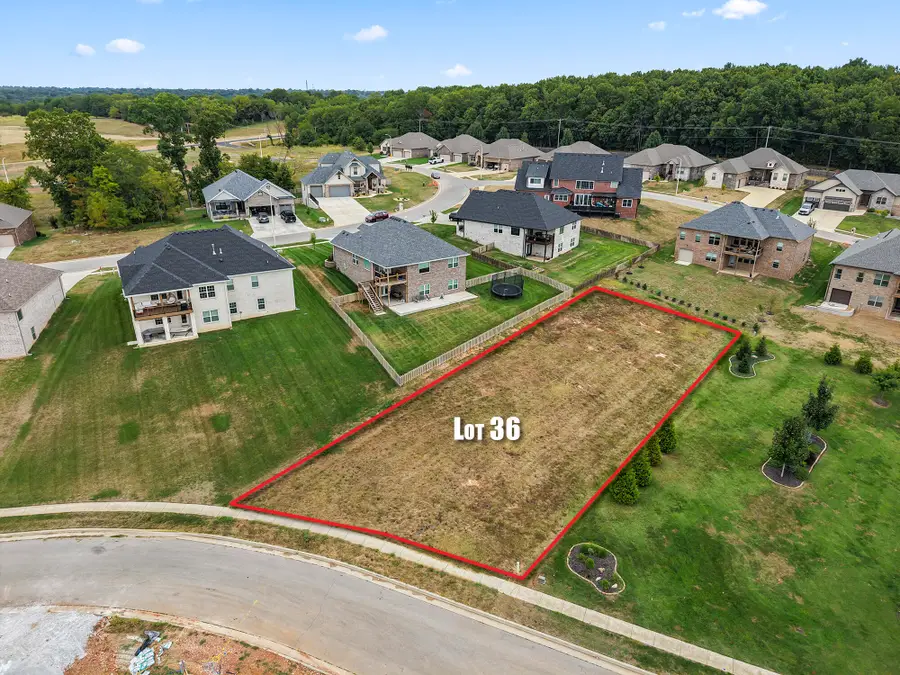 1633 W Silver Oak Drive, Springfield, MO 65810 - Image #2