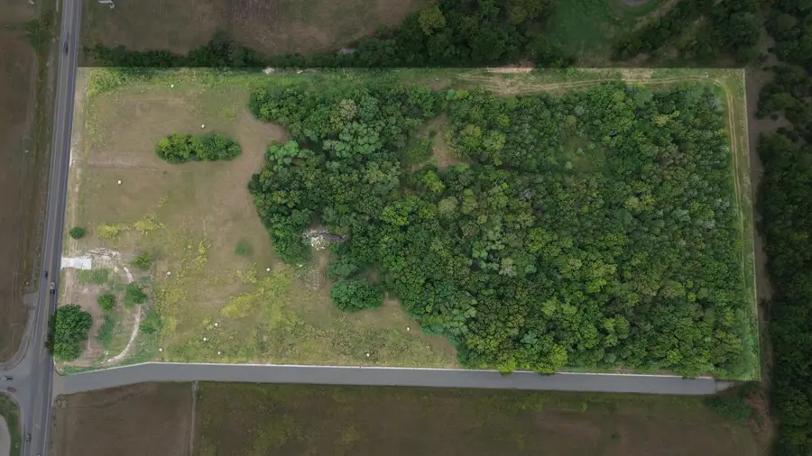 2203 W Broadway Street, Bolivar, MO 65613 - Image #2