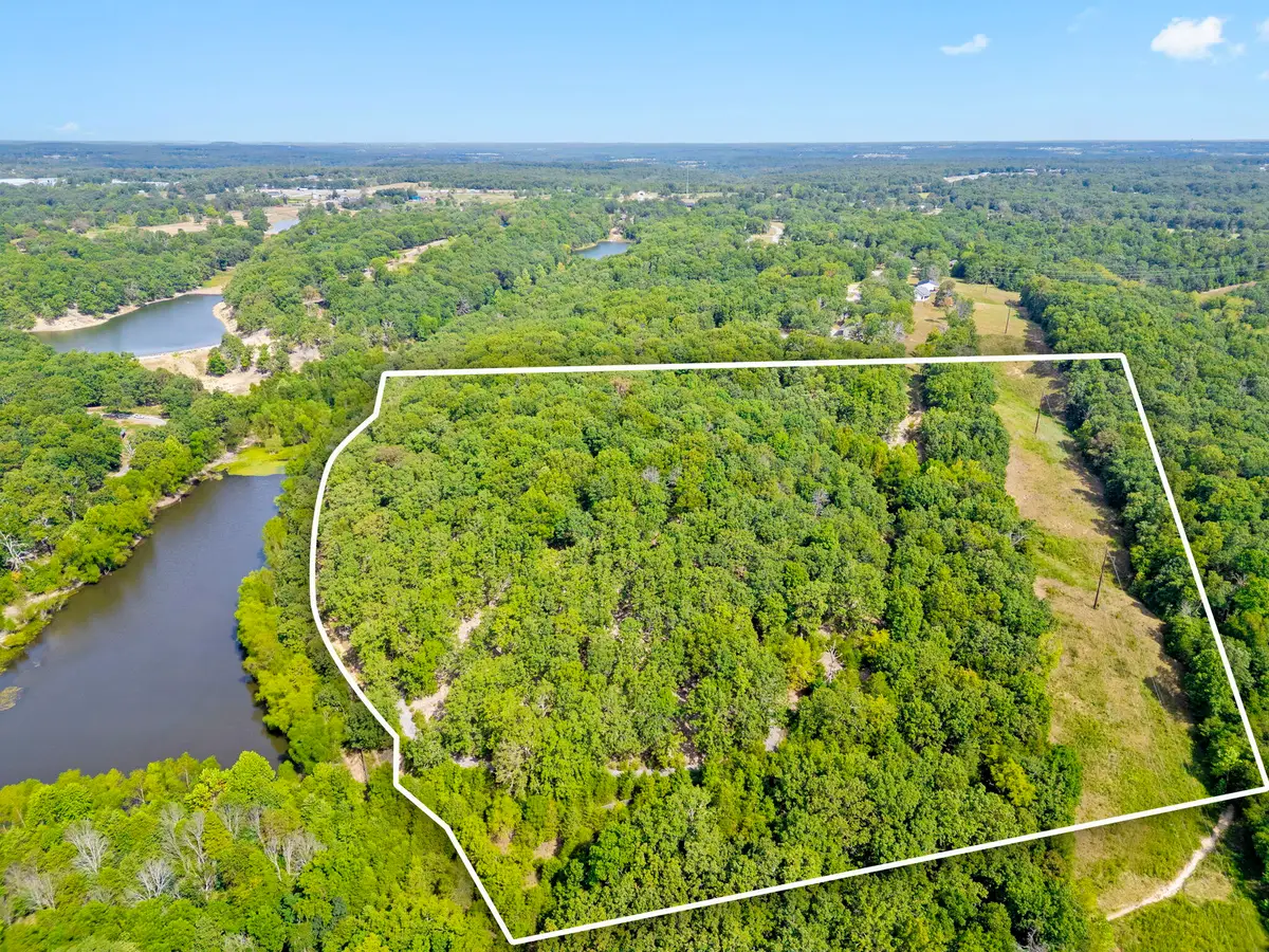 000 Buena Vista Parkway, Strafford, MO 65757 - Image #1