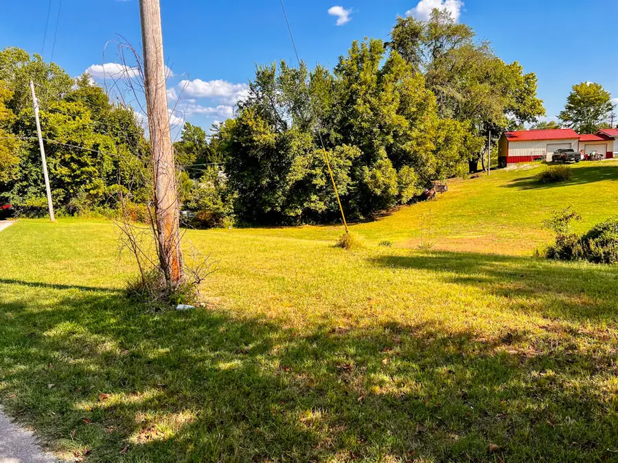 000 N Hillcrest Dr, Granby, MO 64844 - Image #2