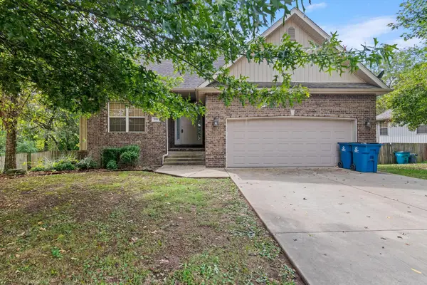 508 E Mitchell Court, Republic, MO 65738