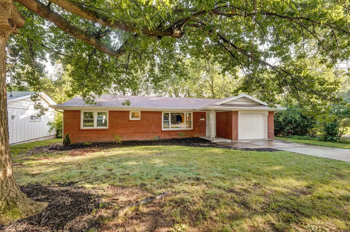 2010 E High Street, Springfield, MO 65803 - Image #1