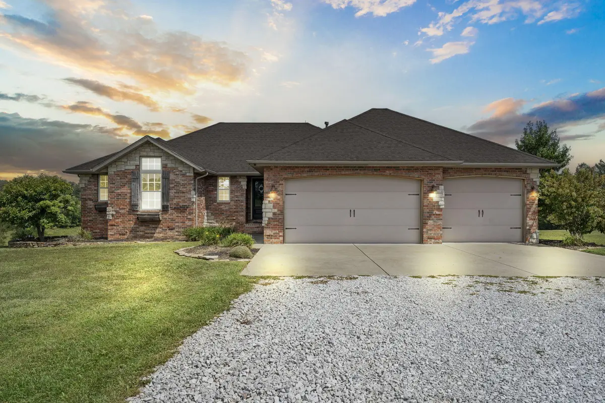 242 Fieldstone Road, Clever, MO 65631 - Image #1