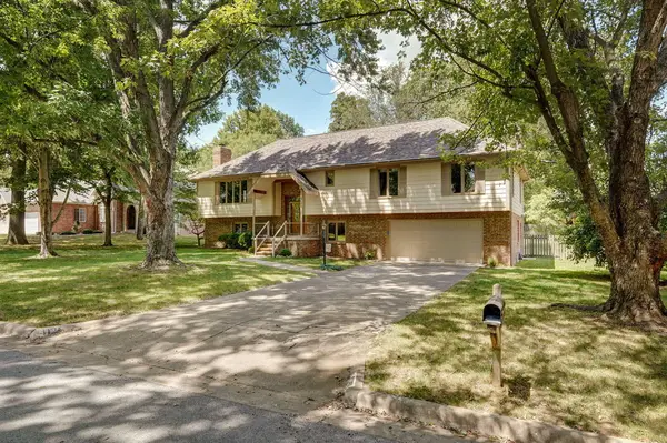 4129 E Linwood Street, Springfield, MO 65809