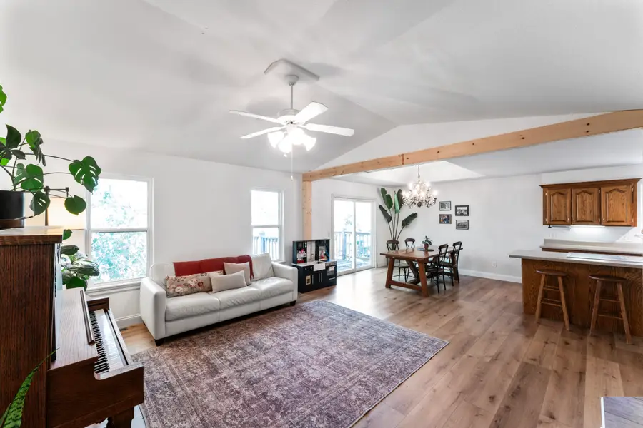 528 Briggs Road, Walnut Shade, MO 65771 - Image #2