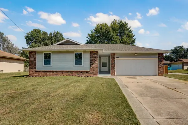 3562 S Colgate Avenue, Springfield, MO 65807