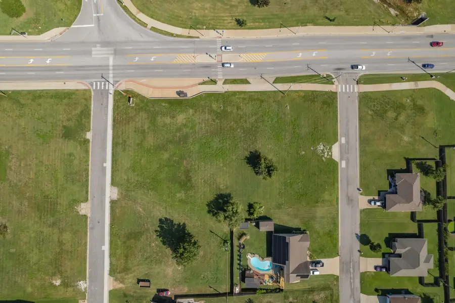 2712 E 20th, Joplin, MO 64804 - Image #2