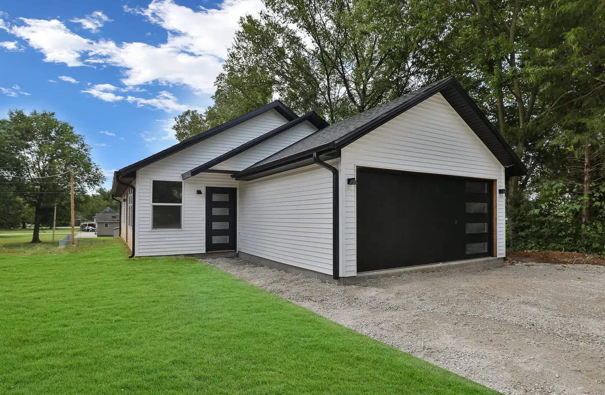 308 E Washington Street, Pierce City, MO 65723 - Image #1