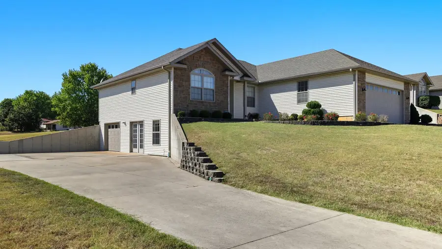 107 Cobblestone Drive, West Plains, MO 65775 - Image #3