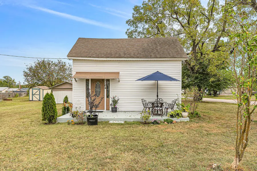 1104 N Oak, Buffalo, MO 65622 - Image #3