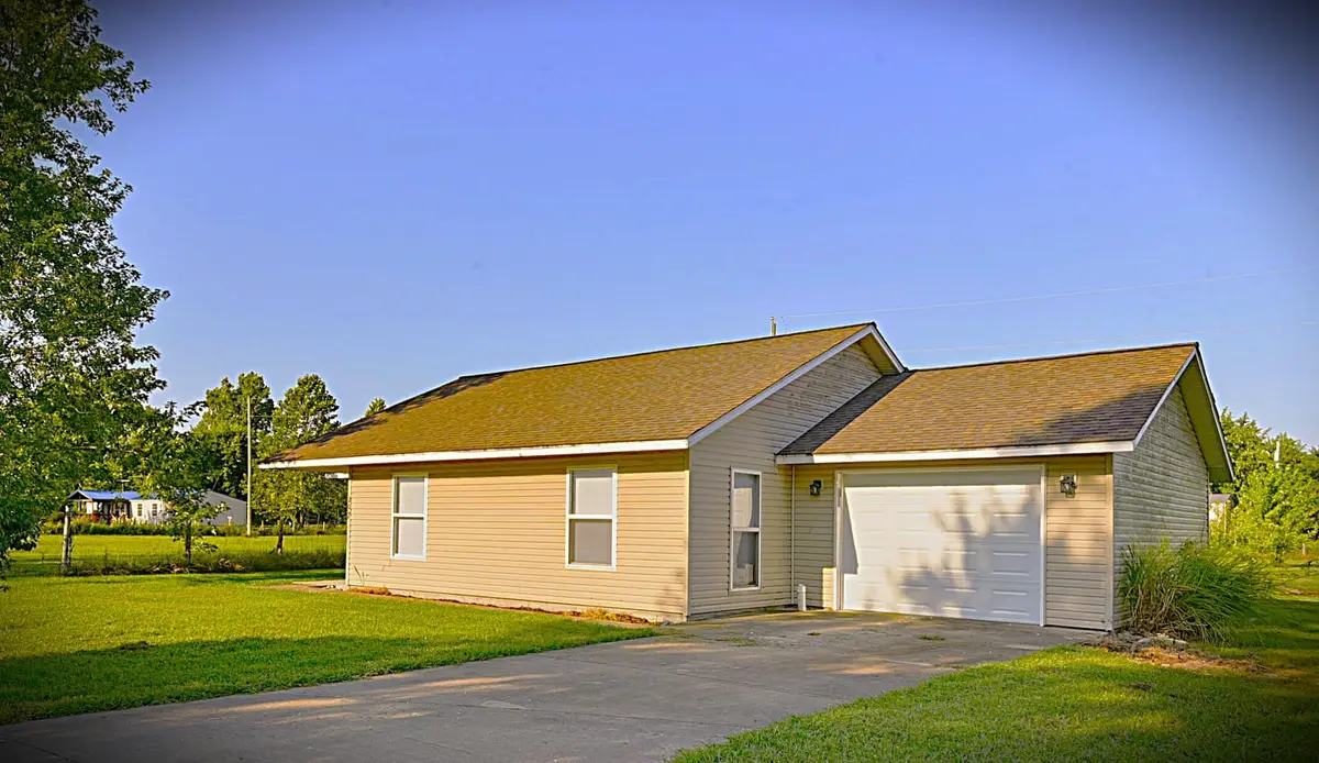 207 North Northcutt Avenue, Fairview, MO 64842 - Image #1