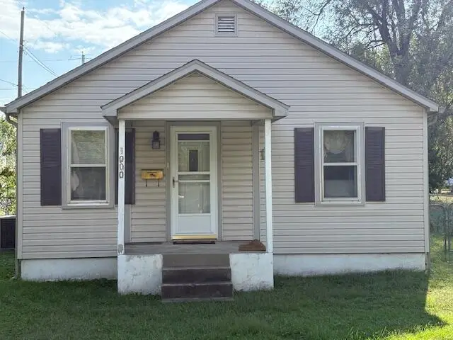 1000 S Oak Avenue, Aurora, MO 65605 - Image #2