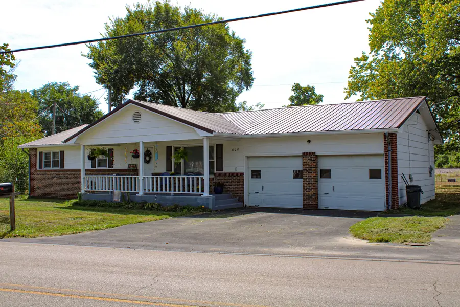 605 W Washington Avenue, Richland, MO 65556 - Image #3