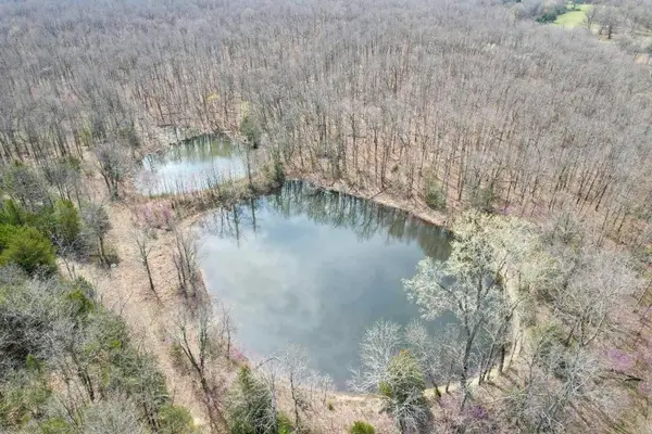 000 County Road 2115, Mt Vernon, MO 65712