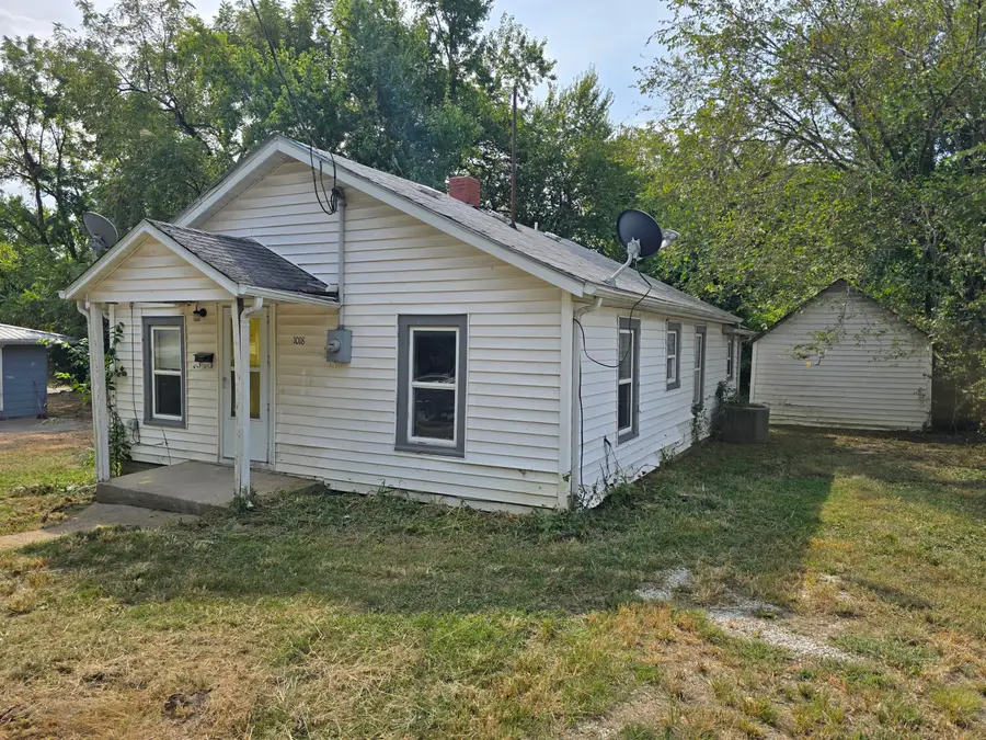 1018 E Locust, Bolivar, MO 65613 - Image #3