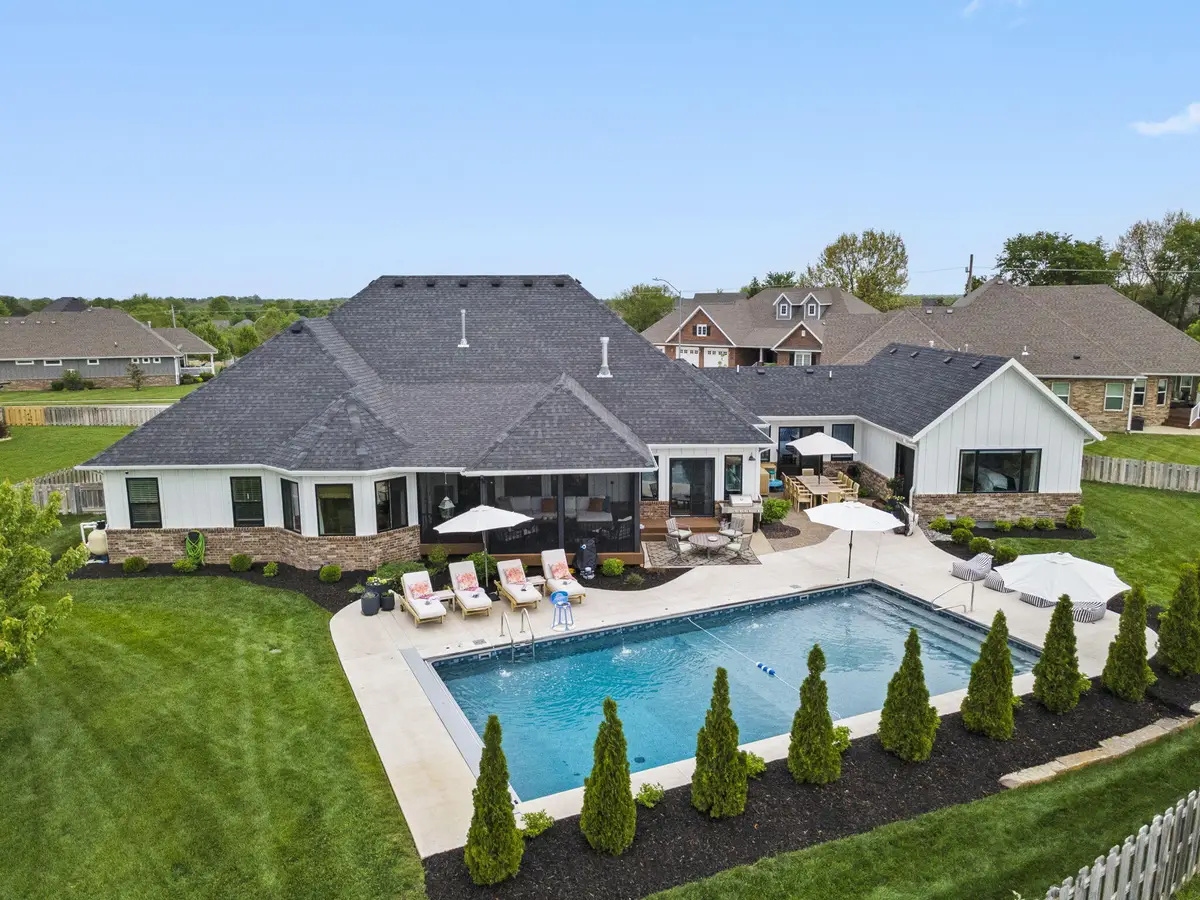 902 E Clare Court, Nixa, MO 65714 - Image #1