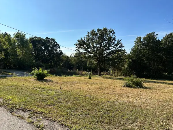 420 E Beal Street, Conway, MO 65632