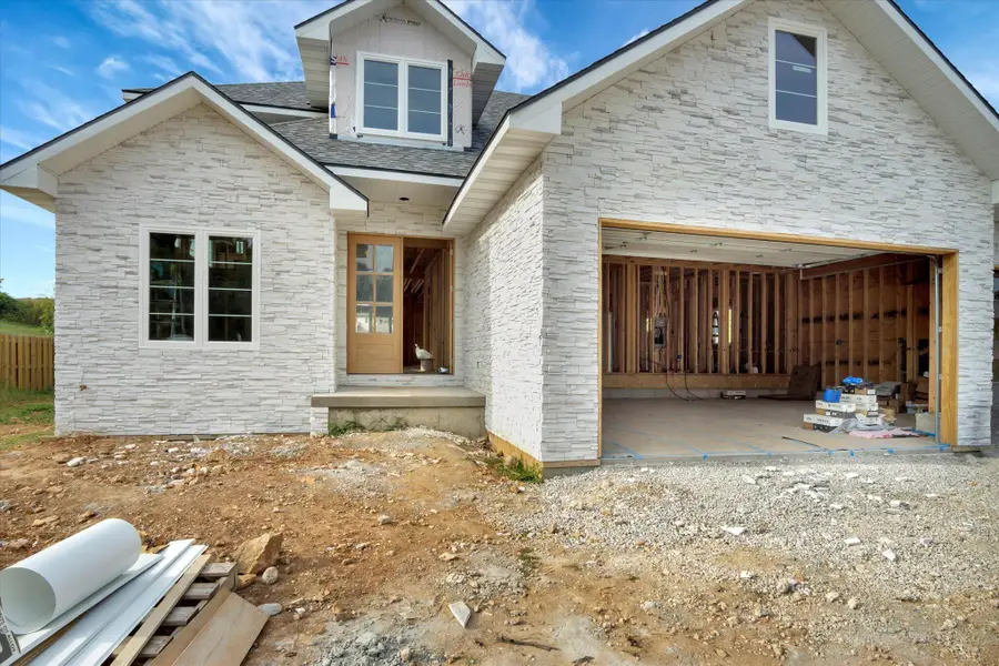 858 E Richmond Way, Nixa, MO 65714 - Image #2