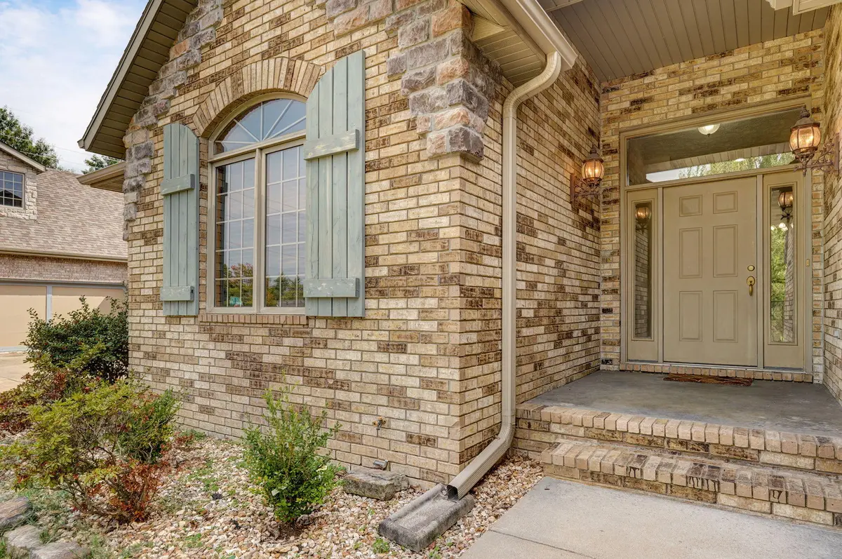 2218 W Dearborn Street, Springfield, MO 65807 - Image #1