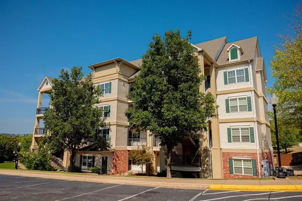 3830 Green Mountain Drive #304, Branson, MO 65616