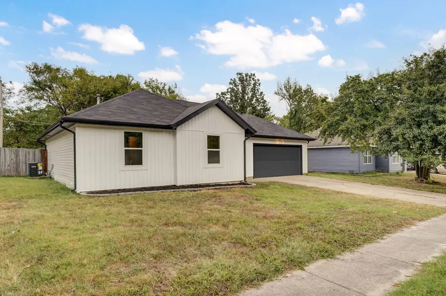 2859 W Cherokee Street, Springfield, MO 65807 - Image #2