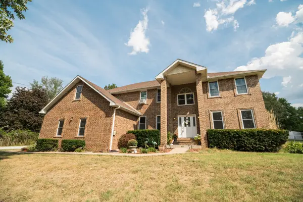 420 S Willa Jean Drive, Springfield, MO 65809