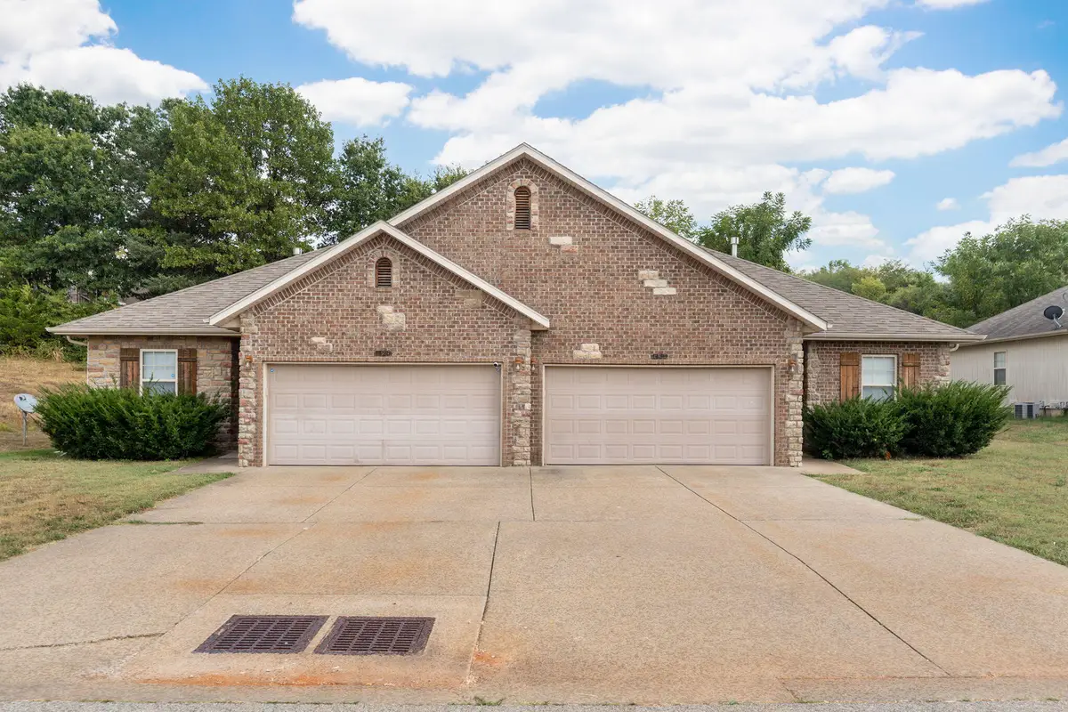 1428-1430 S Treetop Court, Ozark, MO 65721 - Image #1