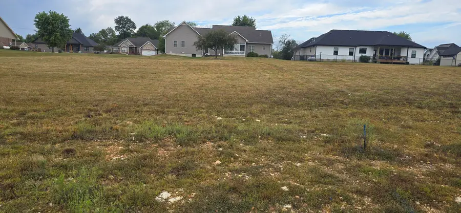 000 S Idlewood Way, Bolivar, MO 65613 - Image #2