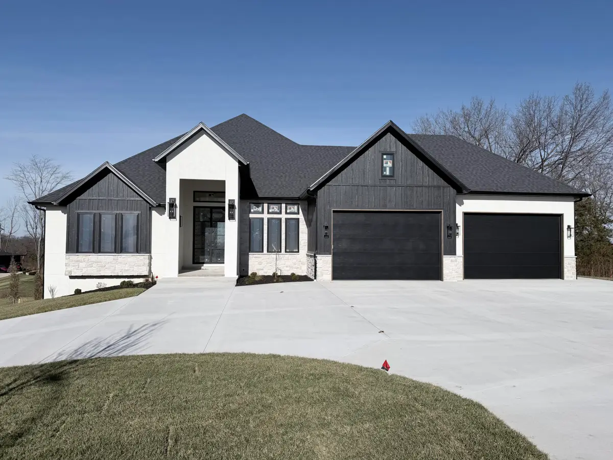 871 E Galway Court, Nixa, MO 65714 - Image #1