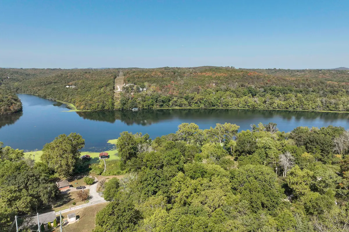 189 Harvard Drive, Forsyth, MO 65653 - Image #1