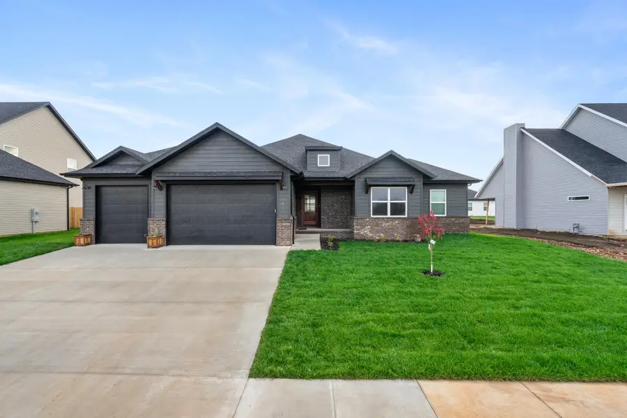 1388 N Carter Way, Republic, MO 65738 - Image #2