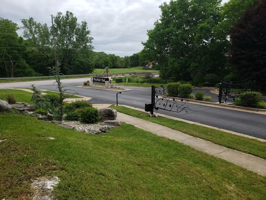 5396 S Woodfield Avenue, Springfield, MO 65810 - Image #2