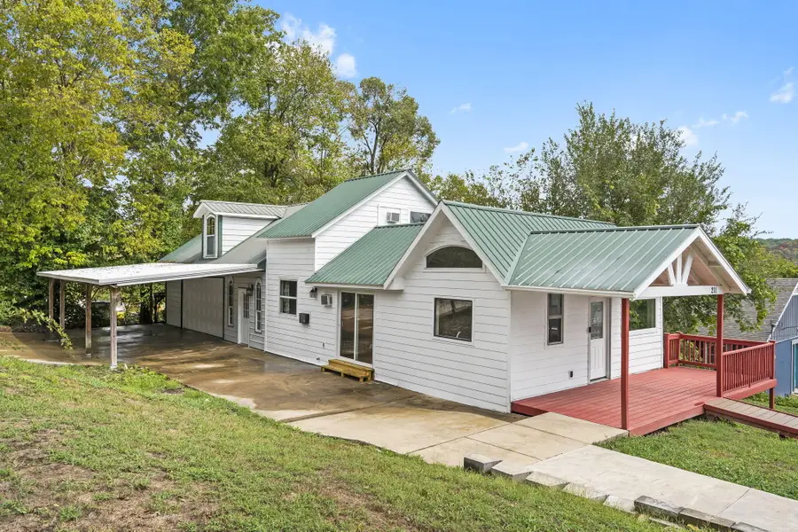 211 W 4th Street, Galena, MO 65656 - Image #3