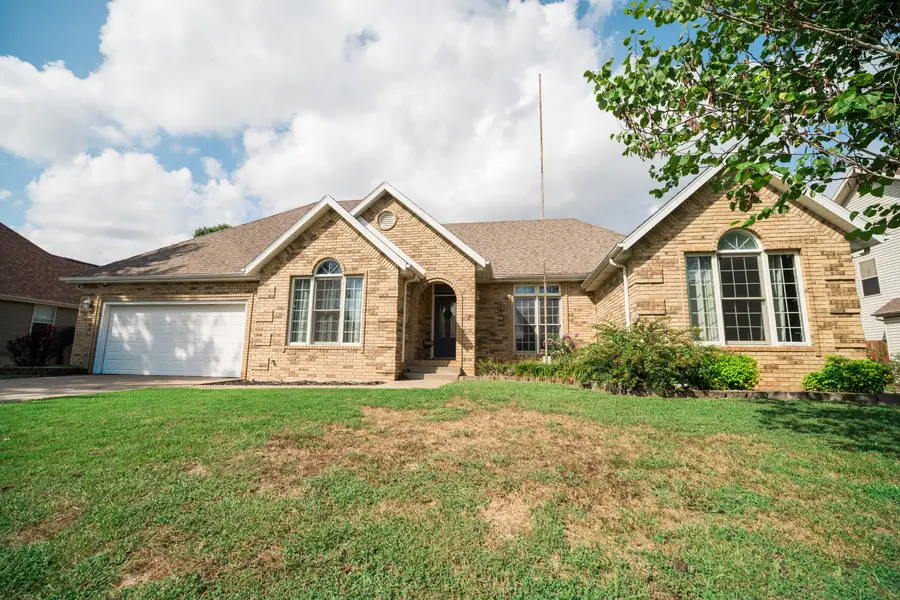 1125 E Ritter Street, Republic, MO 65738 - #2