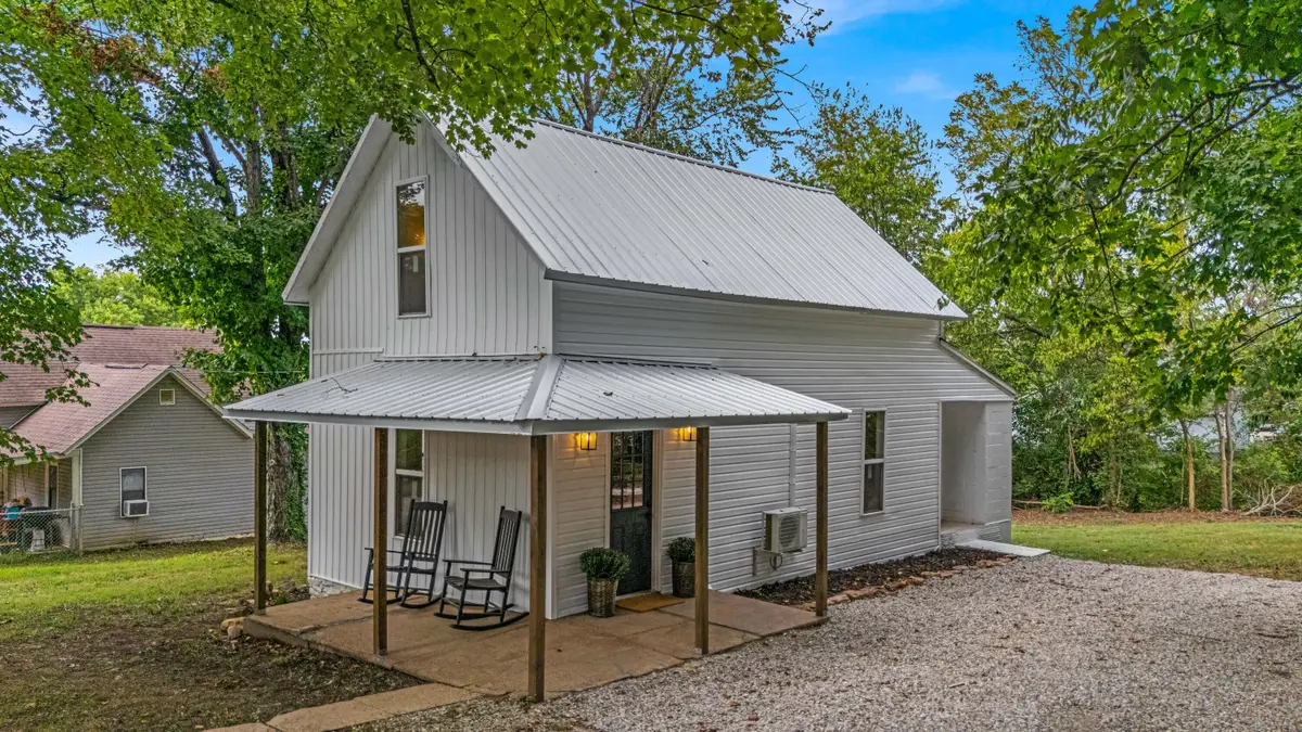 609 Woodland Ave, West Plains, MO 65775 - Image #1