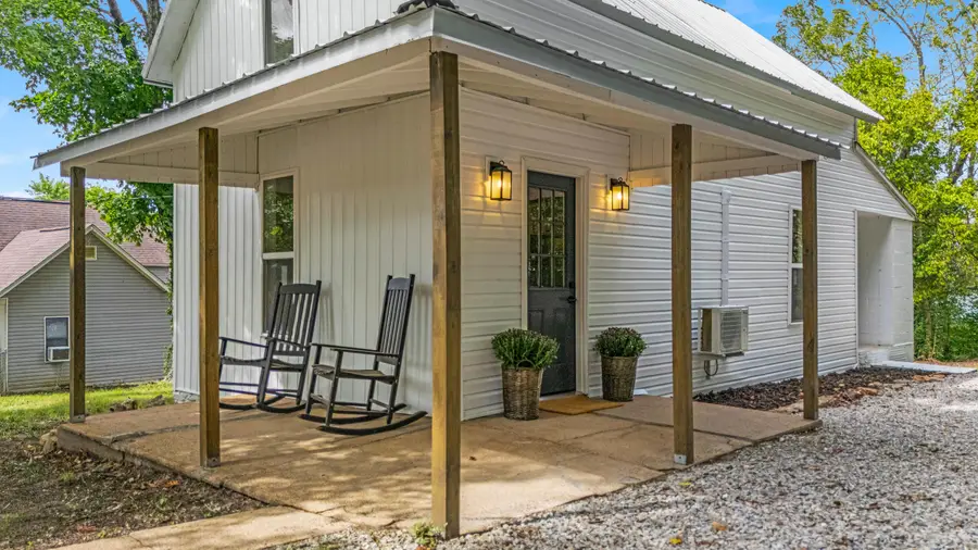 609 Woodland Ave, West Plains, MO 65775 - Image #2