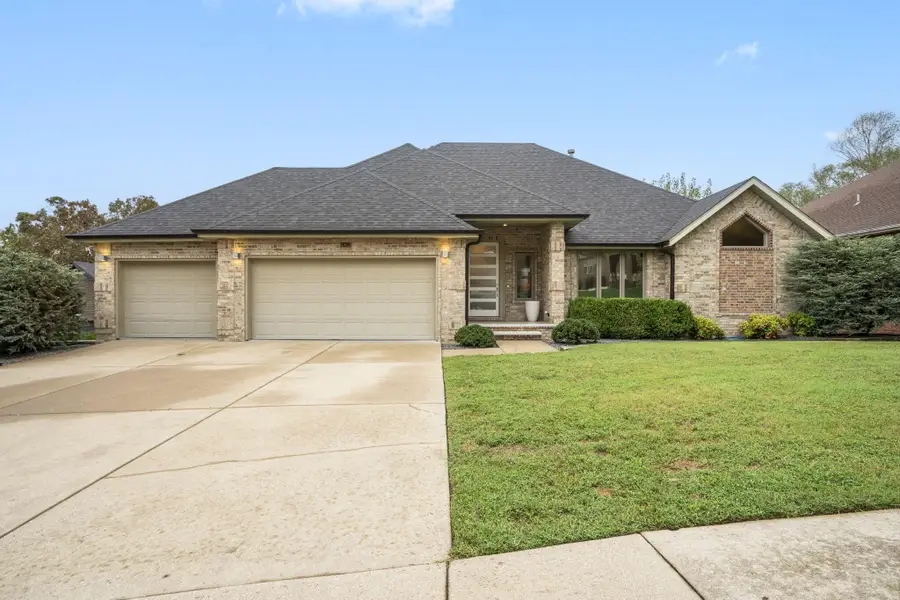 4833 E Eastmoor Street, Springfield, MO 65809 - Image #2