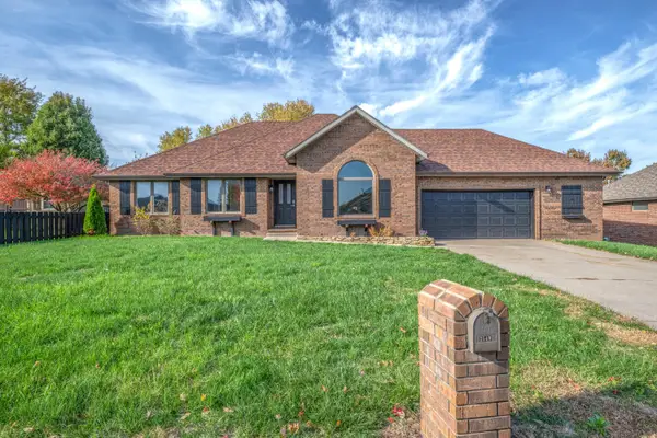 2549 S Marlborough Avenue, Springfield, MO 65807