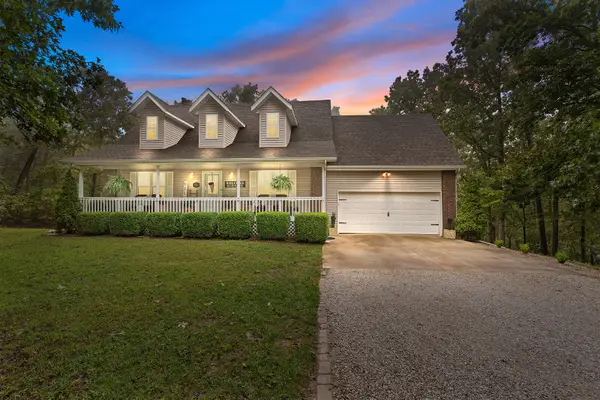 50 Tall Tree Drive, Strafford, MO 65757