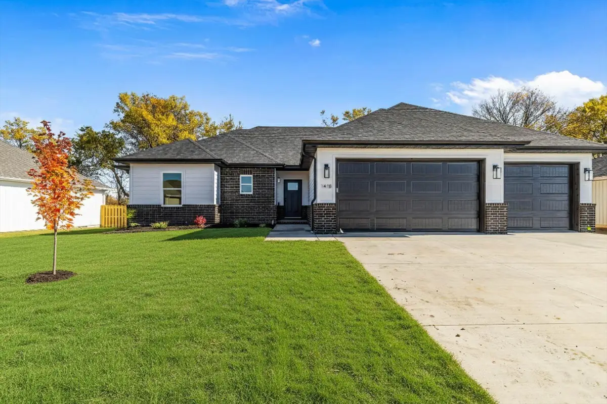 1418 N Collins Drive, Republic, MO 65738 - Image #1